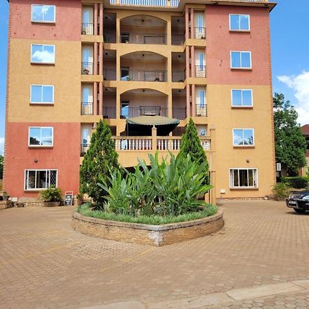 Glory Summit Hotel Hoima Екстер'єр фото