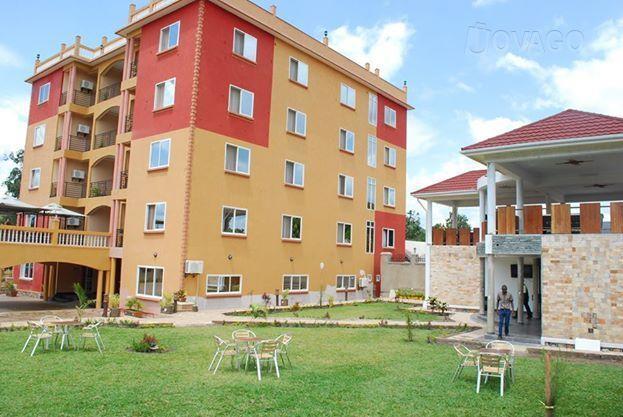 Glory Summit Hotel Hoima Екстер'єр фото