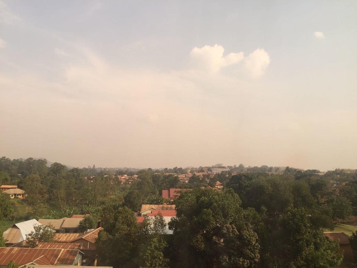 Glory Summit Hotel Hoima Екстер'єр фото
